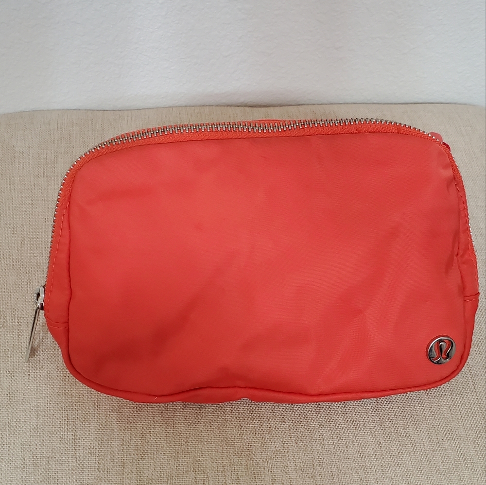 Lululemon belt bag color orange